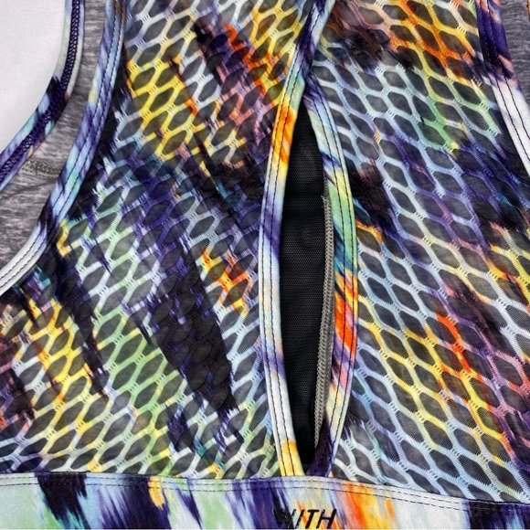 Peloton Composite Multicolor High Neck Sport Bra Small - Picture 10 of 15